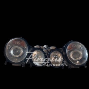 Par de faros W210 Xenon Del 00 / 02